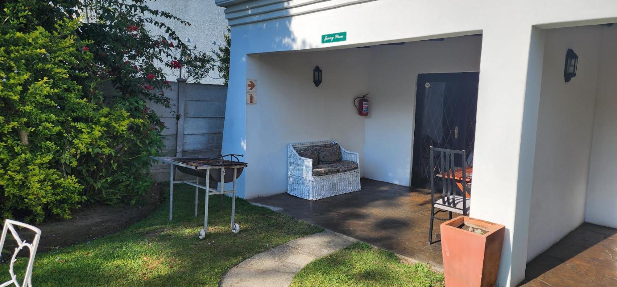 B My Guest Hotel Knysna Exterior photo